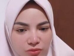 Manfaatkan Momen Ramadhan, 5 Artis Ini ke Tanah Suci untuk Ibadah Umroh