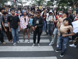 Tren Fashion week Kini Menjadi Wadah dari beragam kelompok